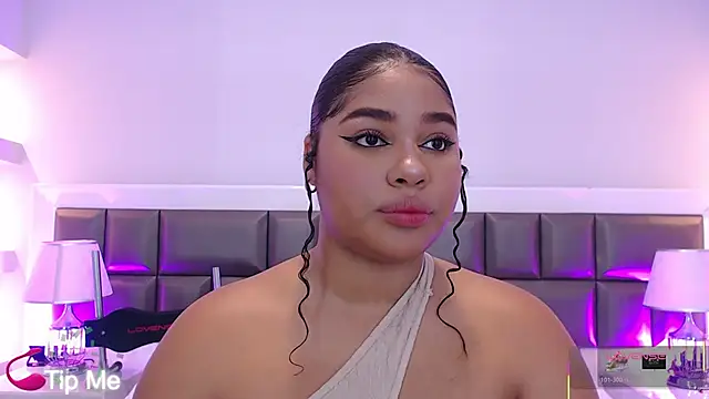 LennaEvans online show from December 5, 11:08 am