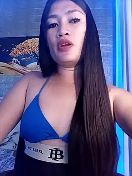 Snapshot of Naughtyalina2 chatting on December 17, 11:55 pm Naughtyalina2 online show from December 17, 11:55 pm