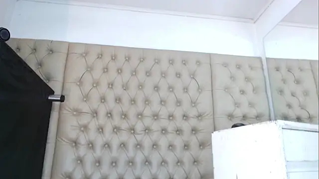 JessicaHott01 online show from February 20, 7:14 pm