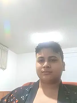 Snapshot of kiu036 chatting on January 14, 8:14 pm kiu036 online show from January 14, 8:14 pm