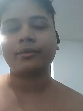 Snapshot of kiu036 chatting on January 15, 9:40 pm kiu036 online show from January 15, 9:40 pm