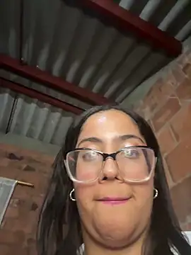 Jessyivonne online show from February 11, 5:01 am