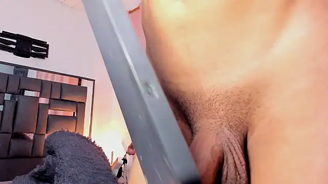 REINA ADAHARA online show from February 17, 11:22 pm