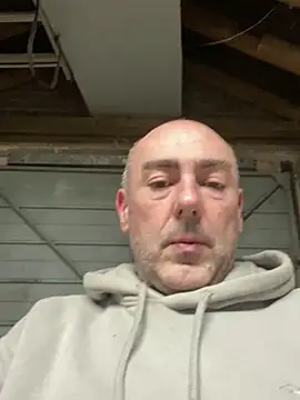 Richmcgee online show from February 26, 8:30 pm