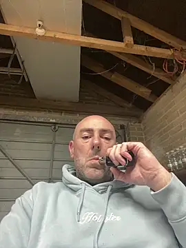 Richmcgee online show from March 30, 7:48 pm