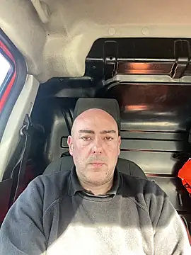 Richmcgee online show from April 2, 10:02 am