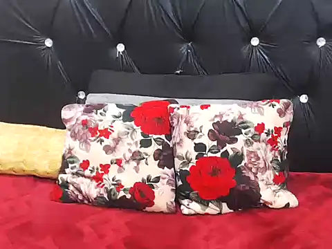 AppleAss02 online show from October 14, 6:42 pm