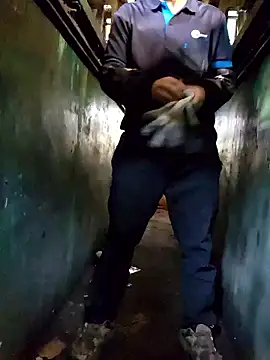 anggllaaa online show from October 30, 1:29 am