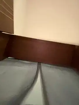 xiiuuff18 online show from July 2, 3:23 am