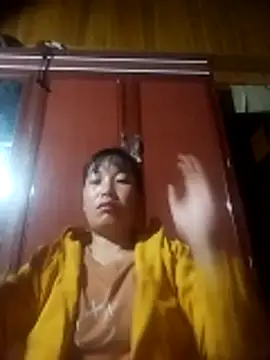 miss-su online show from October 22, 7:13 pm