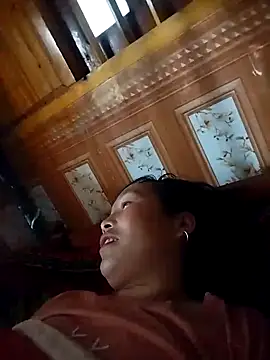 miss-su online show from November 7, 7:41 am