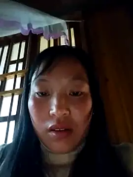 miss-su online show from December 23, 8:23 am