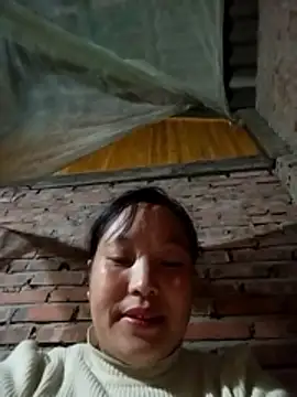 miss-su online show from February 19, 12:45 pm