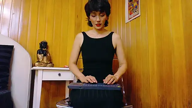 Zafiro Gem  online show from October 28, 7:16 pm