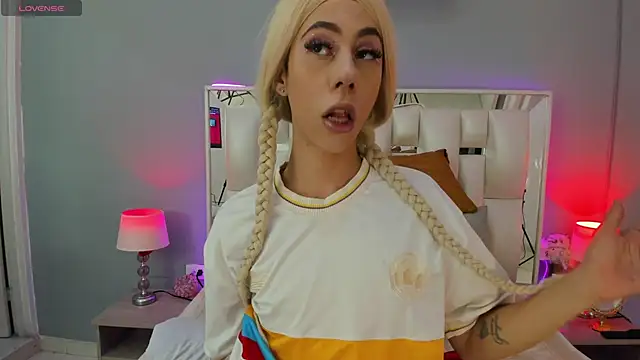 Darlyn tenderhot   online show from September 10, 4:01 am