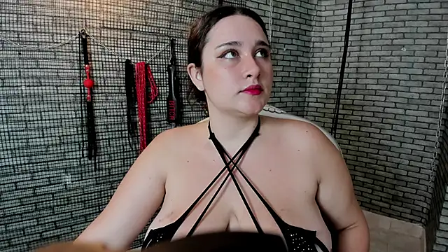 Briana 24 online show from March 1, 9:44 am