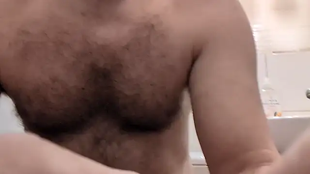 MC353535 online show from March 19, 8:24 pm