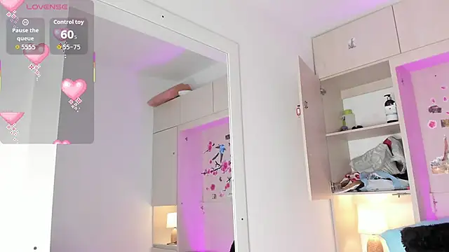 Stefannyevans  online show from November 11, 12:16 pm