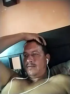 Snapshot of colombiano198720 chatting on September 19, 7:36 pm colombiano198720 online show from September 19, 7:36 pm