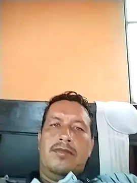 Snapshot of colombiano198720 chatting on October 5, 12:03 pm colombiano198720 online show from October 5, 12:03 pm