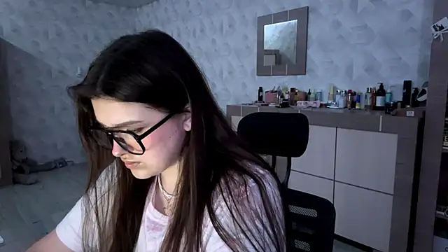 CarylWeatherholtz online show from December 21, 3:08 pm