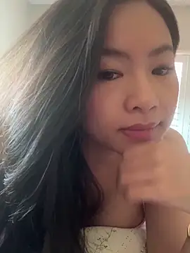 KaraMeii online show from September 9, 4:45 am