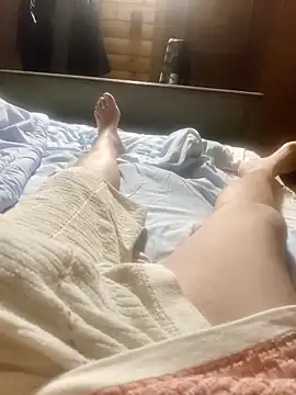 Snapshot of rob21515 chatting on February 1, 1:15 am rob21515 online show from February 1, 1:15 am