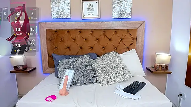 EmilyJonns online show from September 24, 11:35 am