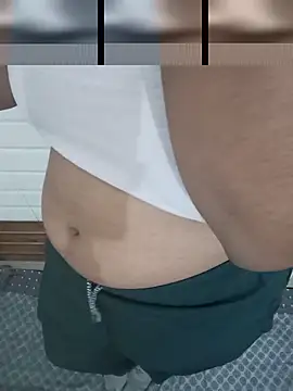 Snapshot of avsp2607 chatting on December 3, 5:44 pm avsp2607 online show from December 3, 5:44 pm