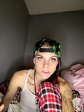 ittybittymeryssa online show from November 17, 6:14 pm