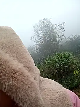 Snapshot of Ananine chatting on January 16, 12:58 am Ananine online show from January 16, 12:58 am