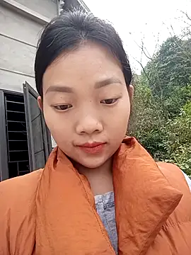 Snapshot of Ananine chatting on February 22, 1:29 am Ananine online show from February 22, 1:29 am