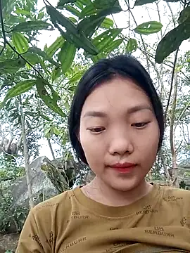 Snapshot of Ananine chatting on February 23, 7:06 am Ananine online show from February 23, 7:06 am