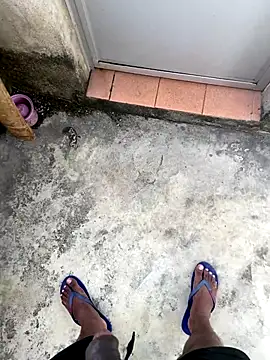 Snapshot of Senurak99 chatting on September 13, 9:53 am Senurak99 online show from September 13, 9:53 am