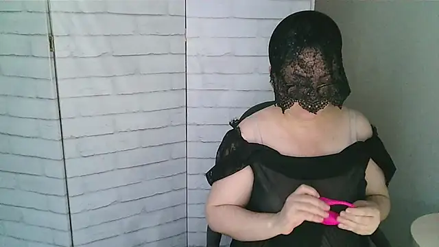 Helen xi  online show from December 17, 5:02 am