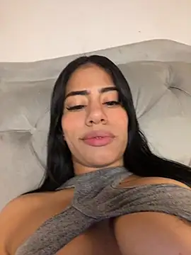 Snapshot of Catalinajones2 chatting on October 8, 2:58 pm Catalinajones2 online show from October 8, 2:58 pm