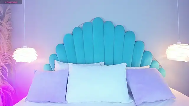 Snapshot of AlassiaHocthner chatting on November 4, 11:53 am AlassiaHocthner online show from November 4, 11:53 am