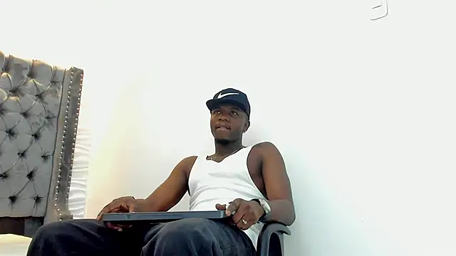 DOUGLAS 099 online show from September 20, 1:01 pm