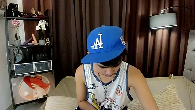 urfantasyhotbaby online show from November 26, 5:47 pm