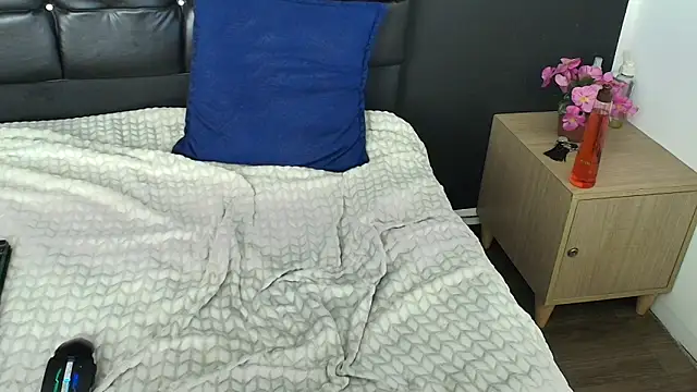 LiaMonroee  online show from January 5, 5:27 pm