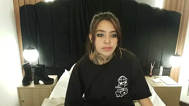 LiaMonroee  online show from March 15, 12:11 pm