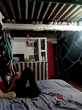 Snapshot of Loquendo2201 chatting on May 13, 8:16 pm Loquendo2201 online show from May 13, 8:16 pm