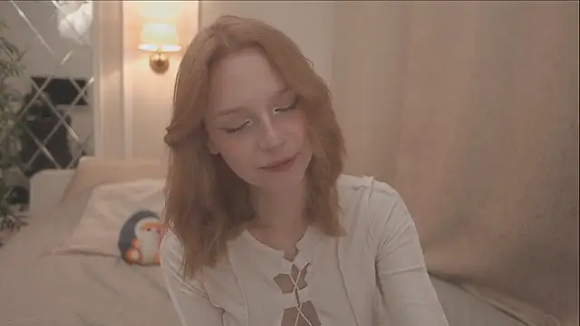 claire bennett online show from October 8, 3:26 am