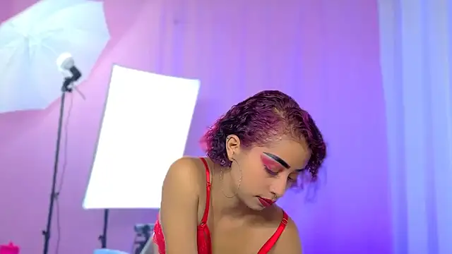 Snapshot of Gabriela_Reyes chatting on February 10, 3:49 pm Gabriela Reyes online show from February 10, 3:49 pm