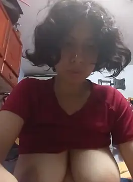 Snapshot of Syndel23 chatting on September 23, 2:47 am Syndel23 online show from September 23, 2:47 am