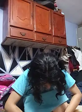 Snapshot of Syndel23 chatting on September 27, 9:42 pm Syndel23 online show from September 27, 9:42 pm