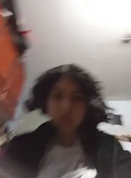 Snapshot of Syndel23 chatting on October 1, 2:50 am Syndel23 online show from October 1, 2:50 am