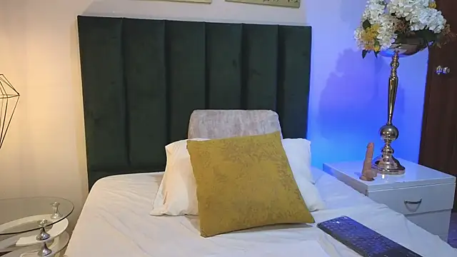 AmaraYasbel online show from December 19, 6:04 pm