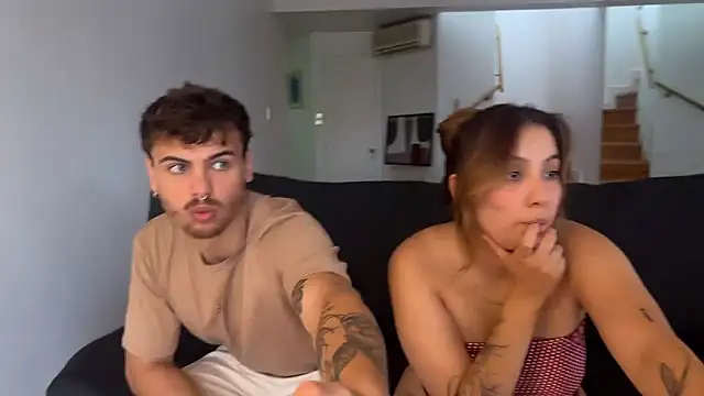 Snapshot of annaxxxb chatting on January 18, 4:44 pm annaxxxb online show from January 18, 4:44 pm