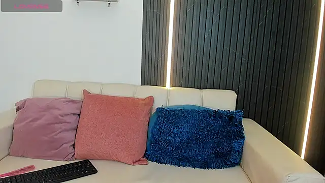 Gabrielaa Miller  online show from September 12, 8:20 pm